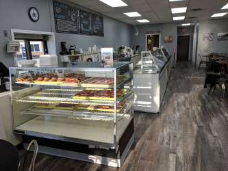 Houchin's Ice Cream & Donuts