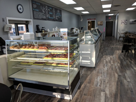 Houchin's Ice Cream & Donuts