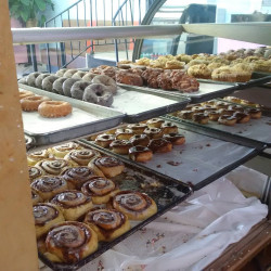 Ideal Bakery Sweets and Treats