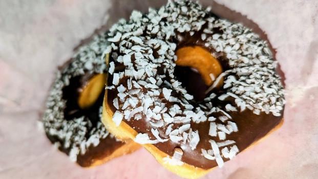 Island Donuts