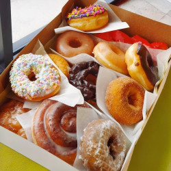 Jarams Donuts
