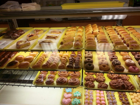 Johnson Donuts