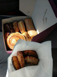 K & M Donuts
