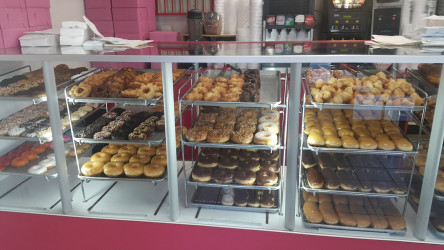K & M Doughnut