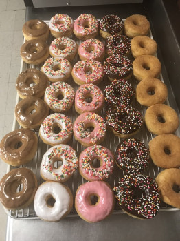 Kremy Donuts