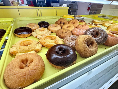 L&L Donuts