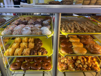 LA Donuts & Croissant