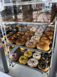 Lady's Donuts