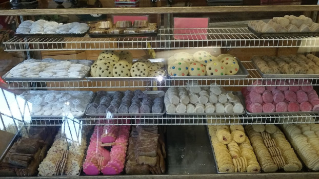 Lara's Bakery Inc