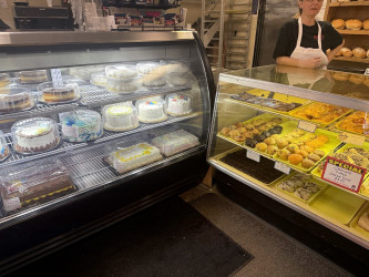 Leach's Bakery
