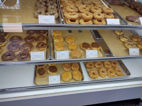Lickin Good Donuts and Deli