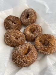 Little B's Donuts Company Food Truck