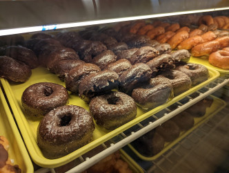 Mama C's Donuts