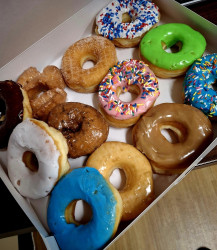 Marq-E Donuts & Coffee