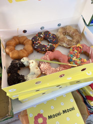 Mochi Mochi | Mochi Donut Bakery