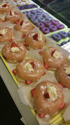 Momin's Donuts