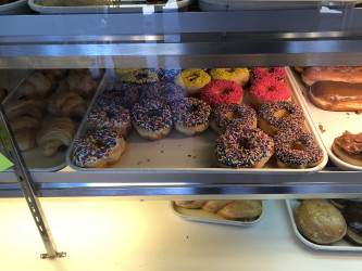 Momo's Donuts