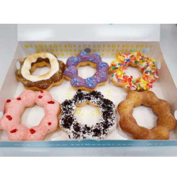 Moochi