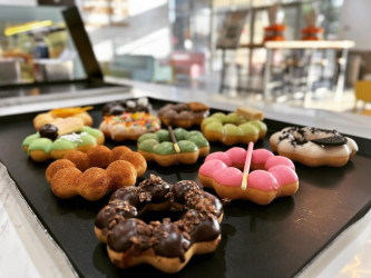 MunchMunch Mochi Donut & Bakery