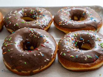 Nenas Bakery