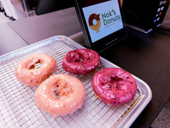 Nok's Donuts