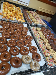 Peter's Donuts