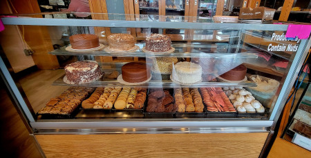 Peters' Bakery