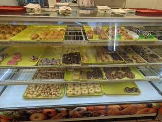 Queen's Donuts