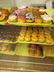 R & S Victoria Donuts