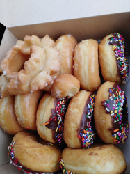 Ray's Donuts