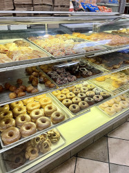 Royal Donut Shop