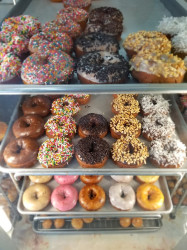 Royal's Donuts