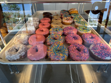 S & S Donuts and Bake Shop - Saugus