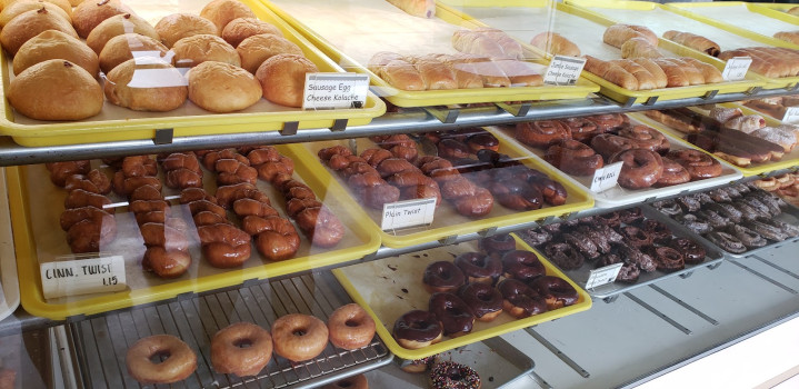Sarena's Breakfast & Donuts