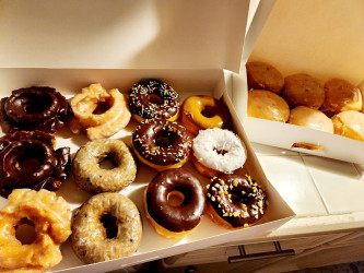 Simply Splendid Donuts