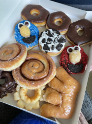 Sina's Donuts & Eatery