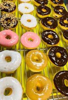 Sparkling Donuts