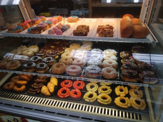 Sunny's Donuts