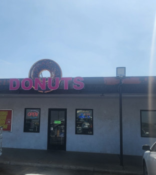 Sweet Tooth Donuts