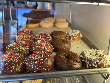 T & D Donuts