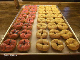 The Daily Roast. Coffee, Donuts and Ice cream.