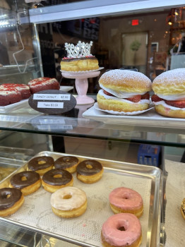The Queen's Coffee & Donut cafe