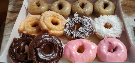 Tom's Donuts & Kolaches