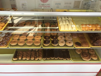 Tommy's Donuts