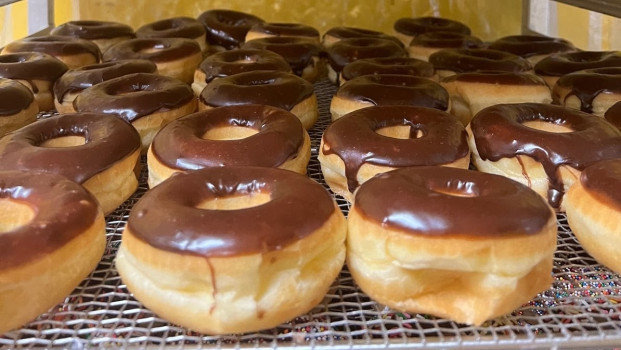 Town Donut & Breakfast