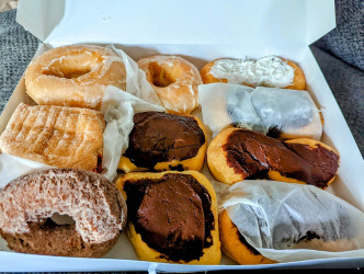 Town Donut Shop