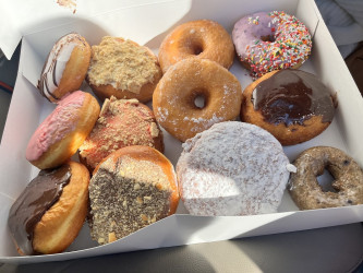 Trackside Donuts & Cafe