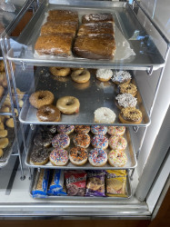 Uncle Ray's Doughnuts
