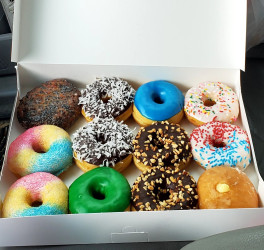V-Friends Donuts