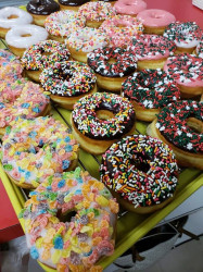 Victoria Donuts